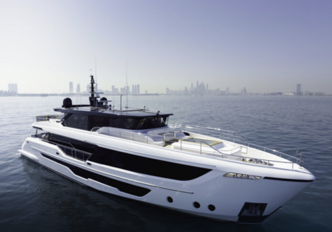 Gulf Craft показала фотографии интерьера новой суперяхты Majesty 111