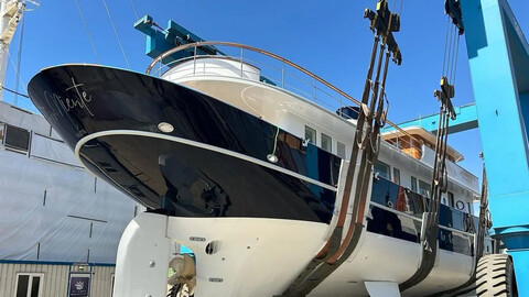 Верфь SES Yachts спустила на воду 33-метровую суперяхту Far Niente