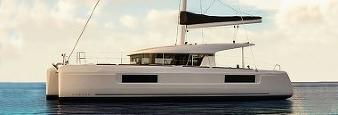 Новая яхта Hatteras 90