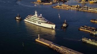 Верфь Benetti спустила на воду вторую гигаяхту