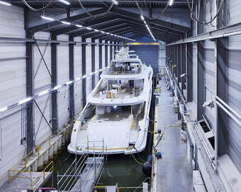 Heesen Yachts спустила на воду суперяхту Project Aura