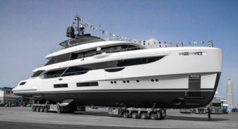 Benetti спустила на воду 41-метровую суперяхту Maverick