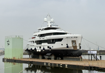 Rosetti Superyachts спустила на воду второй корпус в линейке 38M EXP