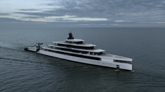 Feadship тестирует суперяхту Project 1011 на воде