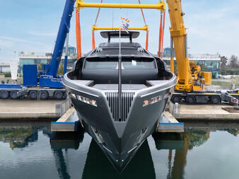 Ferretti Group спустила на воду третий корпус Pershing GTX116