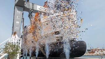 Columbus Yachts передала владельцу суперяхту Night Fury II