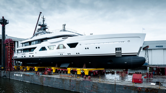 Damen Yachting готовится спустить на воду седьмой корпус Amels 60