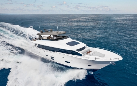 Новая яхта Hatteras 90