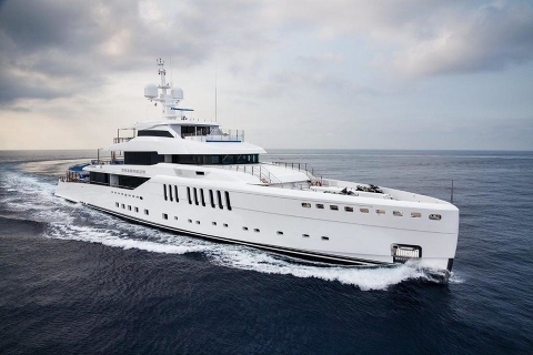 Монако: дебют суперяхты Benetti Seasense