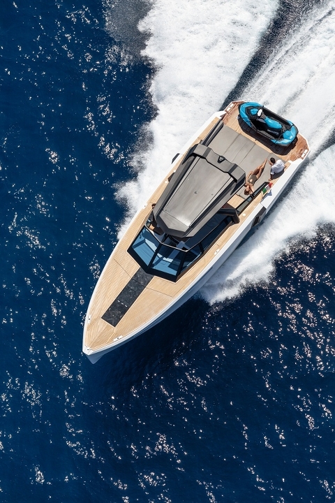 Evo Yachts: курс на Париж