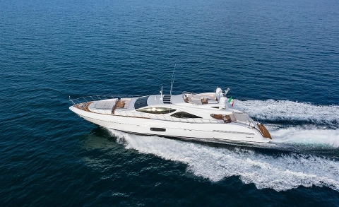 Продана четвертая Mangusta 110