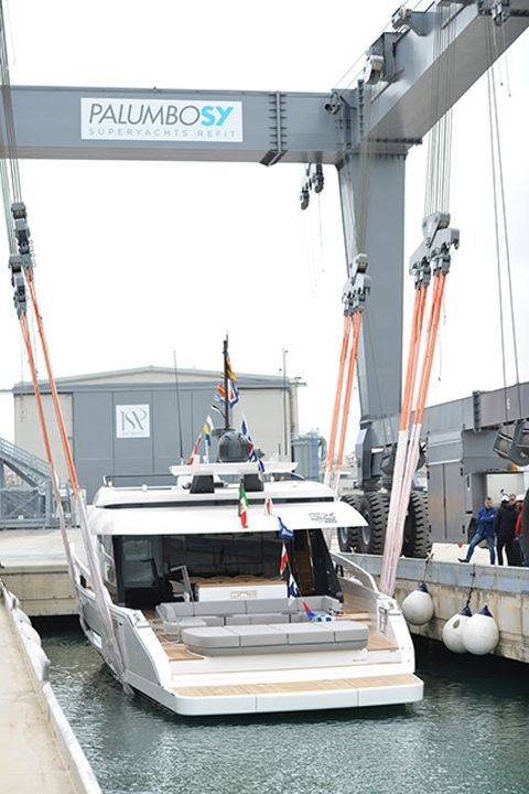 Яхта EXTRA 76: первый спуск Palumbo в 2018-м