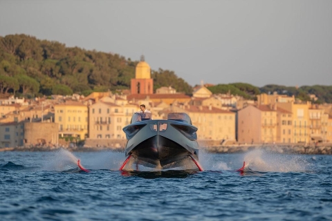 «Крылатые» яхты FOILER в Каннах и Монако