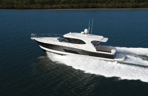 Riviera на Adelaide On Water Boat Show