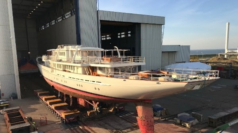 Royal Huisman Huisfit: горячий сезон рефита