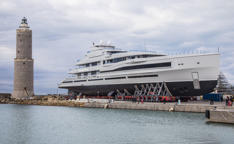 Benetti спустила на воду флагманскую гигаяхту FB277