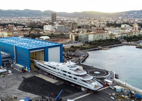 Benetti спустила на воду флагманскую гигаяхту FB277