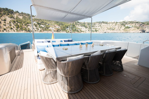 Суперяхта Blue Jay вошла в «семью» World Yacht Group