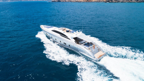 Суперяхта Blue Jay вошла в «семью» World Yacht Group