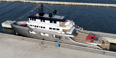 Спуск на воду суперъяхты Audace на Cantiere delle Marche