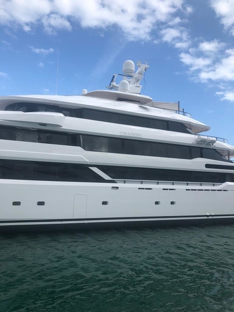 Palumbo Superyachts спустила на воду суперяхту Dragon