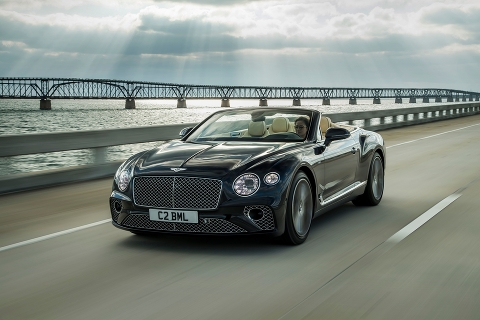 Новые Continental GT V8 и GT V8 Convertible от Bentley