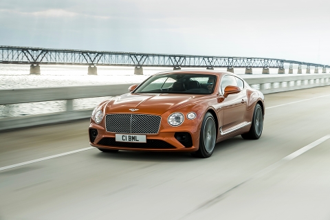 Новые Continental GT V8 и GT V8 Convertible от Bentley