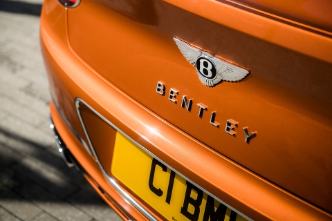 Новые Continental GT V8 и GT V8 Convertible от Bentley