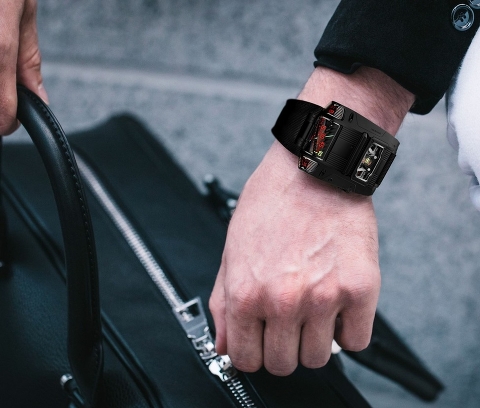 Часы URWERK UR-111C Black