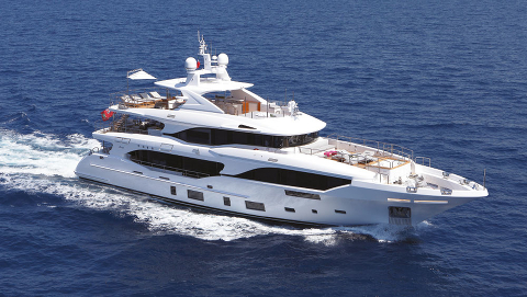 Верфь BENETTI продала 2 новых моторных яхты