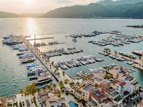 Porto Montenegro - четвертая выставка вина SuperWine 4.0