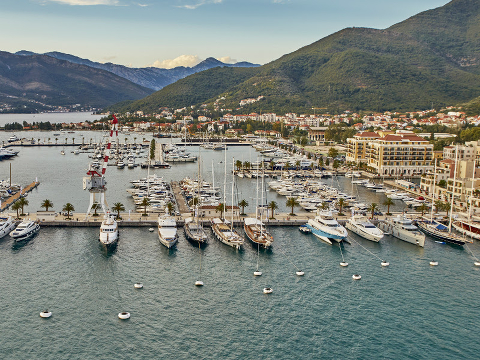 Porto Montenegro - четвертая выставка вина SuperWine 4.0