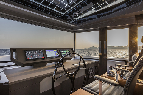 ARCADIA YACHTS SHERPA XL – технологические инновации позволили улучшить комфорт на борту