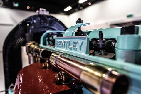 Bentley Motors отреставрировали исторический двигатель № 212