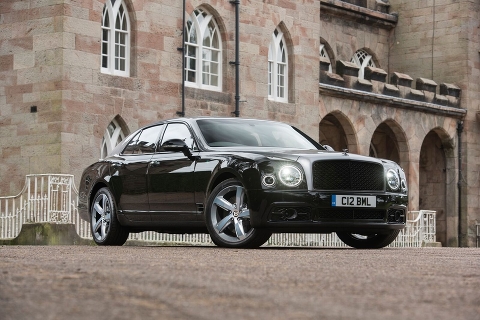 Bentley отмечает 60-летний юбилей легендарного V8 – двигателя