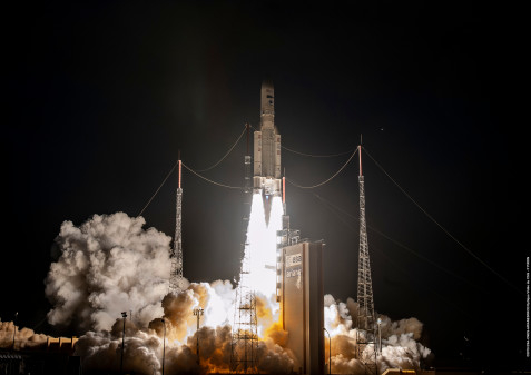 Успешный запуск компанией Inmarsat спутника GX5 следующего поколения, для увеличения пропускной способности системы Fleet Xpress