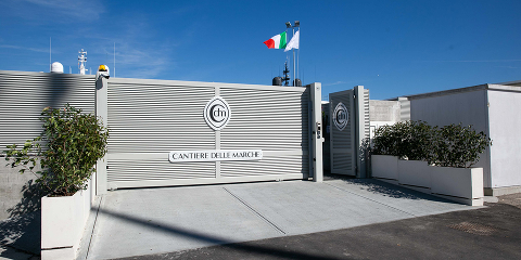 Верфь Cantiere delle Marche официально открыла новый частный причал с четырьмя местами для швартовки