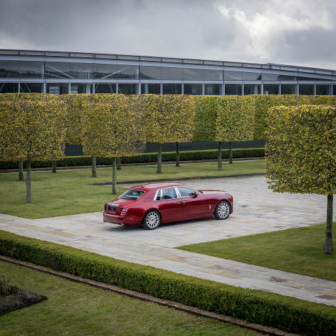 Rolls-Royce Motor Cars представляет уникальный Phantom