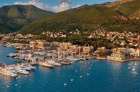 Porto Montenegro - к новым вершинам