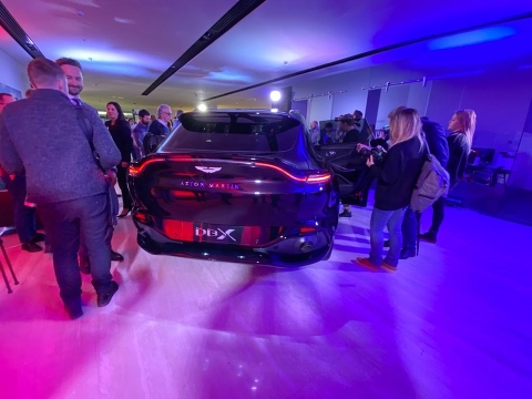 Aston Martin DBX презентован в России