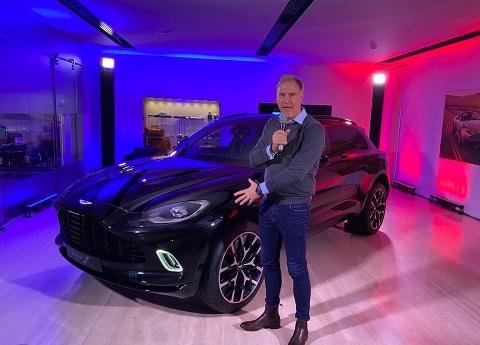 Aston Martin DBX презентован в России