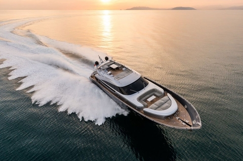 AB 100 от AB Yachts - 54 узла скорости и свободы