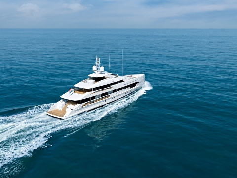 Heesen передала моторную яхту Amare II