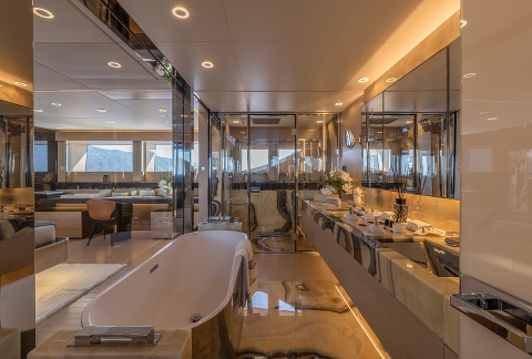 Rossinavi доставляет 50 метровую M/Y LEL