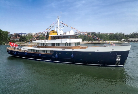 Верфь Turquoise Yachts пожелала «доброго пути» Blue II