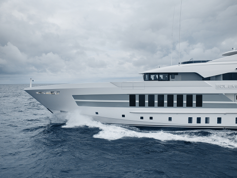 Heesen сдала суперяхту Solemates
