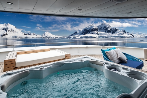 Ocean Independence расширяет свой чартерный портфель с мегаяхтой SCENIC ECLIPSE