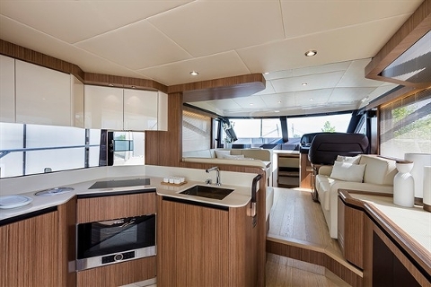 50 Fly: стиль Absolute Yachts и мощь IPS Volvo Penta