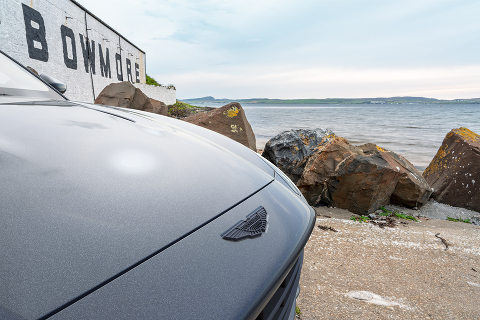 Aston Martin представляет эксклюзивный DBX Bowmore® Edition