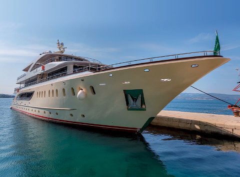 M/Y QUEEN ELEGANZA